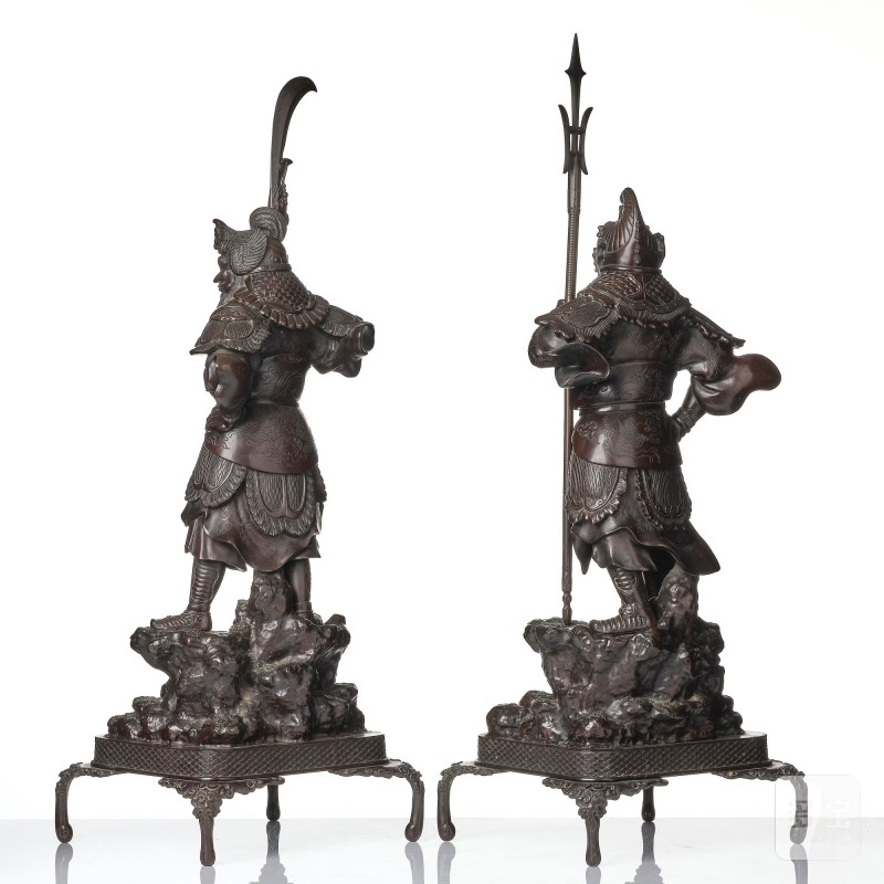 A pair of Japanese bronze guardians, - 图4